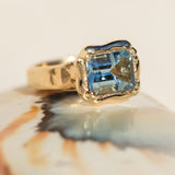La Vague Aquamarine Ring