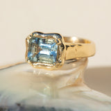 La Vague Aquamarine Ring