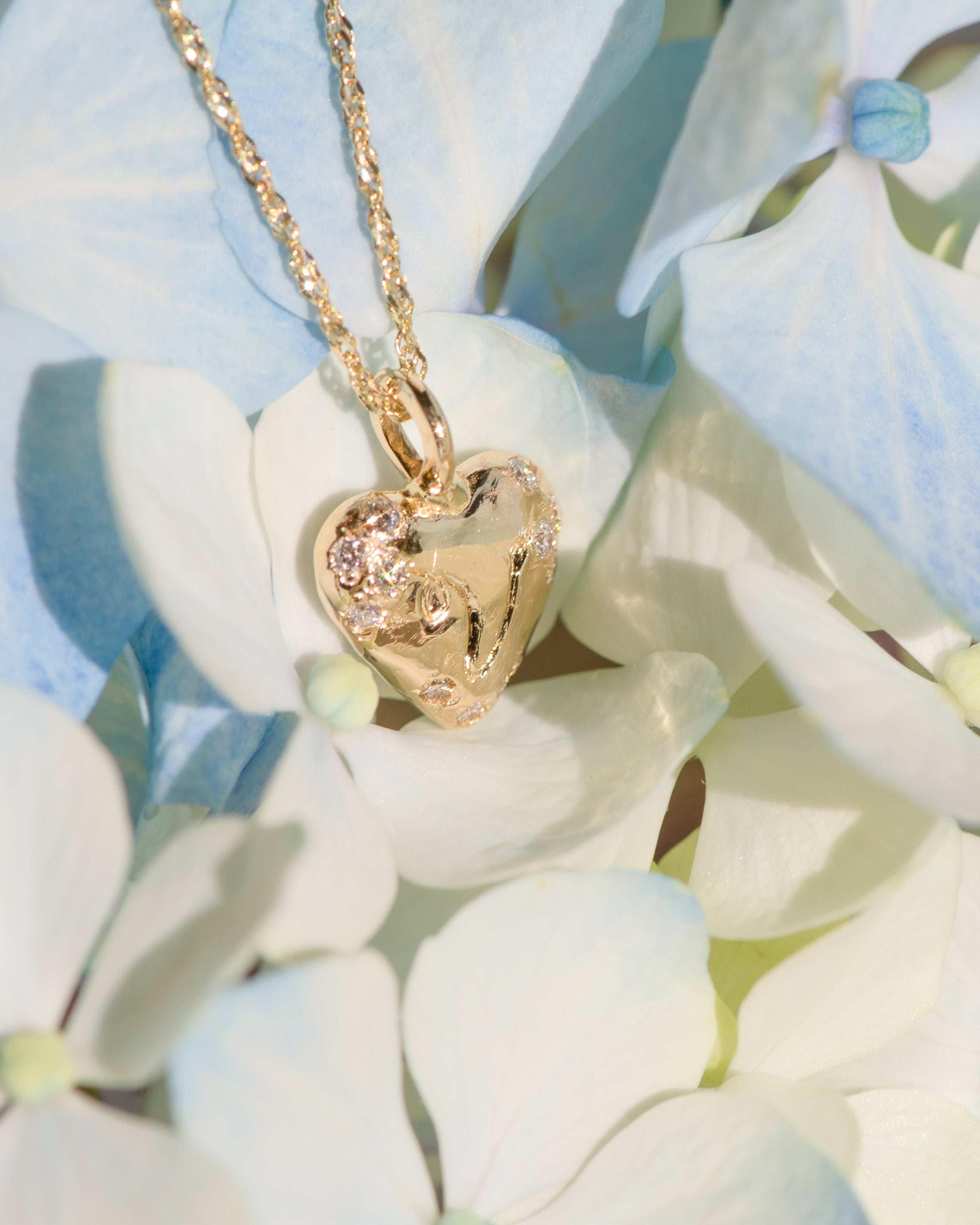 Loveletter "V" on Singapore Chain
