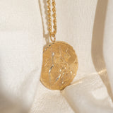 Medallion de la Sainte Mère