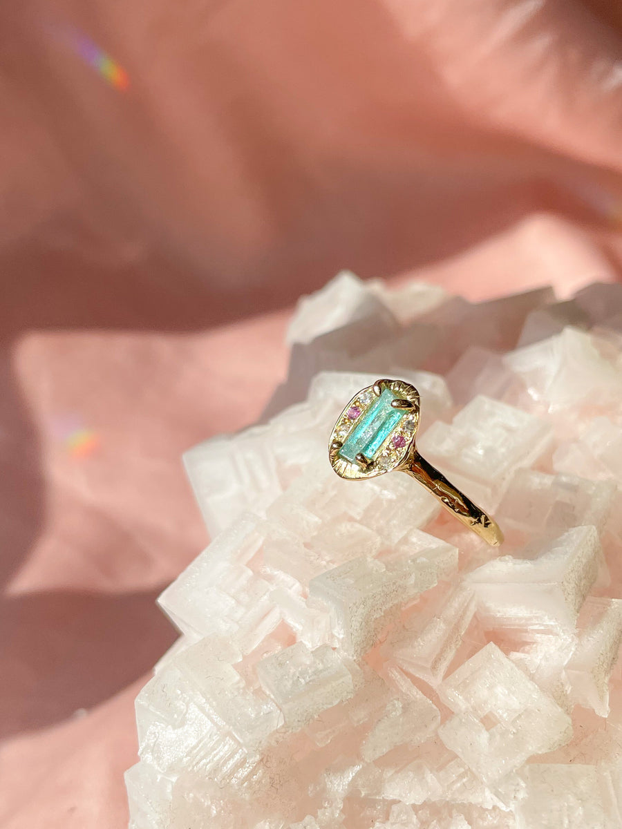 Emerald Régalite Ring